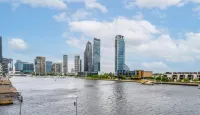 Melbourne Private Apartments - Collins Wharf Waterfront, Docklands Hotels in Docklands