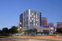 Campanile Hotel Hotels near Qinglong Lake Waterfront Wetland Park