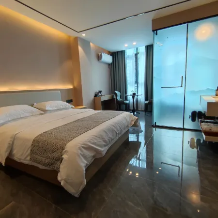 Baichuan Grand Hotel