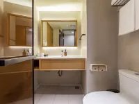 JI Hotel (Shanghai Hongqiao Zhongshan West Road) Hotels near Changning