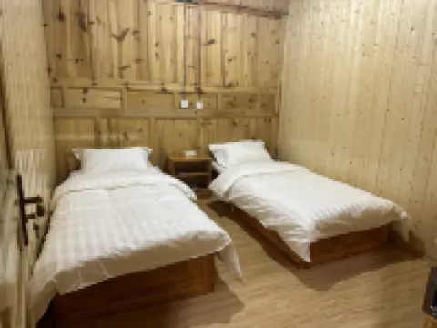Yajiang Xiaozhu Chinese Inn Homestay
