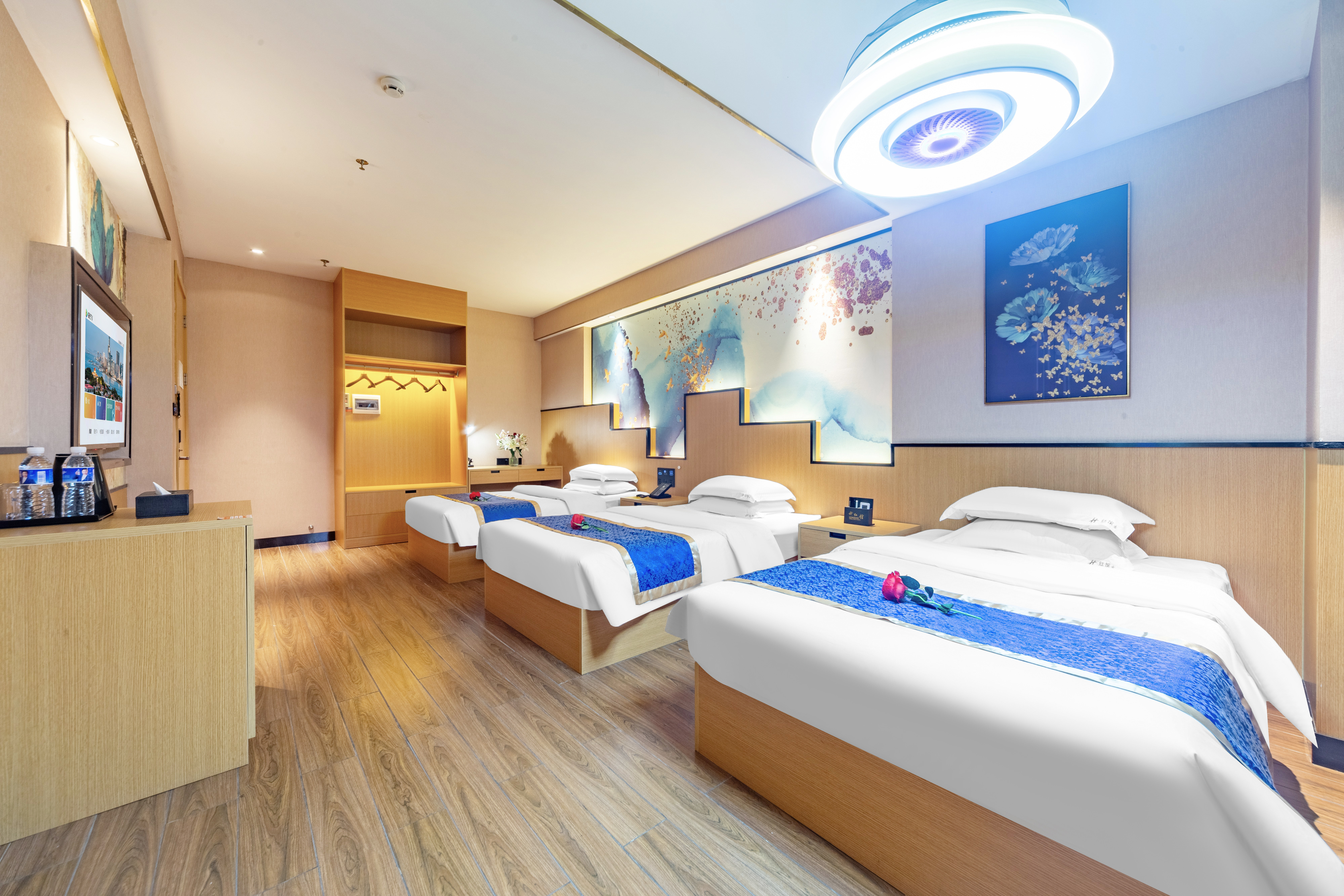 Hongguan administrative Hotel Apartment (Zhongshan ancient town light rail station store)Over view