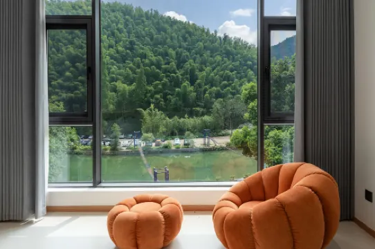 Anji Yunxiadeye - Lakeside Resort Villa Boutique Hotel (Yunshang Prairie - Yunxia Lakeside)