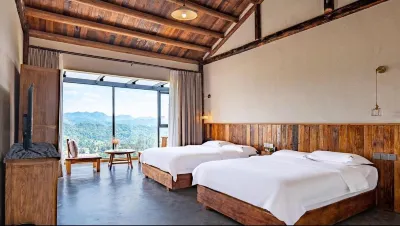 Sitting on the mountain of Oblivion, a 180° forest and sea paradise, a serene micro-vacation retreat Hotels in East hot spring resort