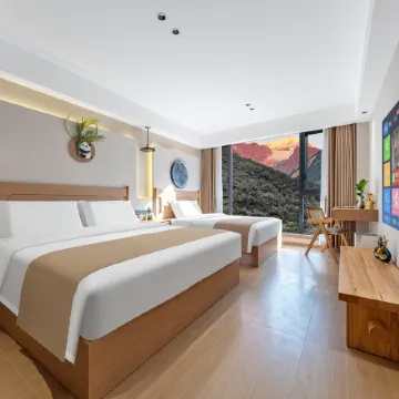 Wen Ruo Gongga No.1 Scenic Courtyard Отели в г. Лудинг