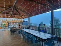 Mahu Yanyuxuan B&B