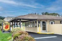 Aura Inn Monterey