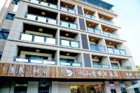 Lanshan She Holiday Hotel (Xishuangbanna Jinghong Menglong Dafosi Manhe Na Scenic Area Branch) Hotels near Manhena Natural Village