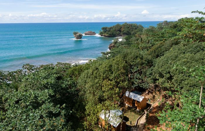 Bobocabin Madasari, Pangandaran