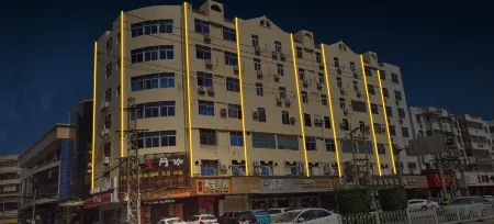 HOLAINN HOTEL Отели рядом с достопримечательностью «Anping Bridge»
