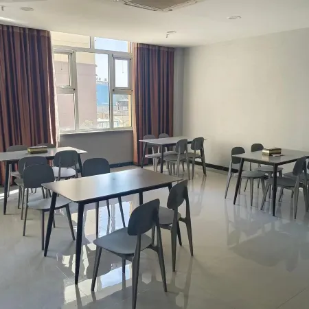 Xingtang Xinghua Business Hotel
