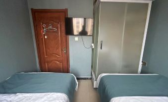 Seven o'clock Theme Guesthouse