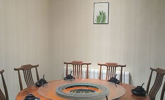 six-way  pot hotel