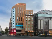 Orange Hotel (Zhengzhou Erqi Square David City Store) Hotels near Zhengzhou Erqi Memorial Hall