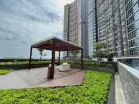 Gold Coast Sea View Apartments by PremiumStay Hotels near Batavia PIK