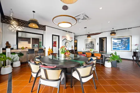 M&M Villa Koh Samui Отели рядом с достопримечательностью «Secret Garden Spa»