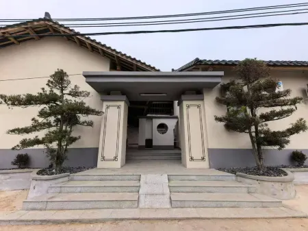 Jingshanyun Homestay Отели рядом с достопримечательностью «Guangdong Songshan Vocational and Technical College»