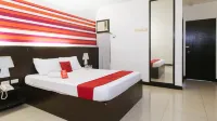 RedDoorz @ El Highway Hotel Bulacan Hotels in Bustos