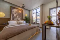 Weishi · Air Qieman Xiangmo Homestay (Dali Ancient City South Gate)