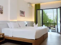 Jambuluwuk Convention Hall & Resort Batu Hotels near Batu Townsquare