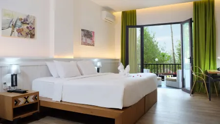 Jambuluwuk Convention Hall & Resort Batu