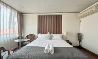 Longzhu Guesthouse