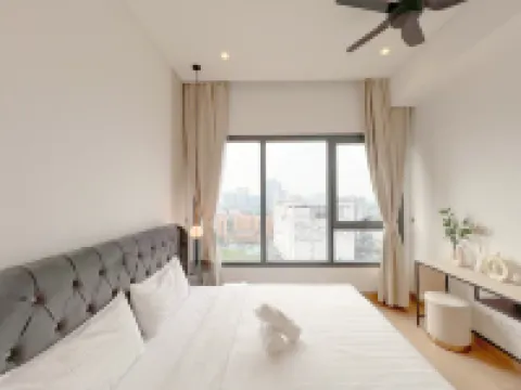 Lucentia Residences Bbcc at Lalaport Kuala Lumpur by Veedu Hauz Hotels near Masjid Al-bukhary