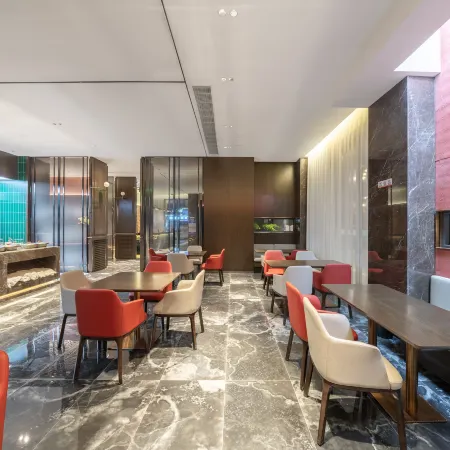 Chengji Hotel (Yizhou Municipal Central Square Branch)