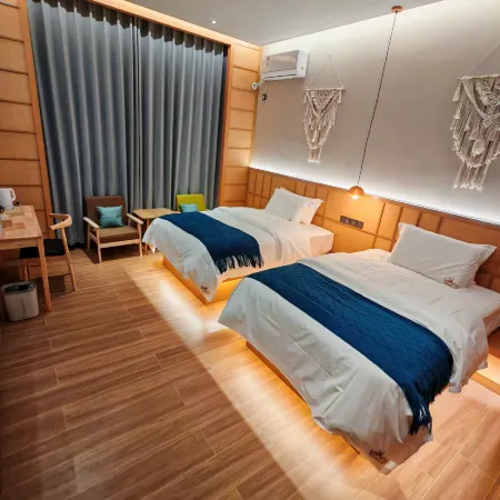 Yangjia Xiaoyuan Homestay