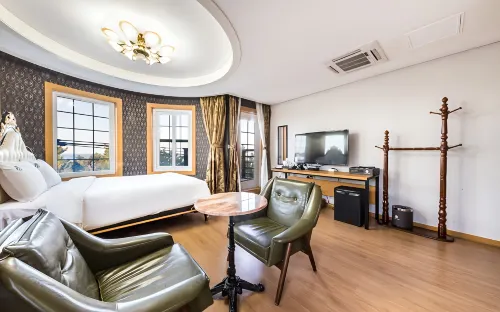 Gangneung Kyungpodae La Mer Hotel - Moteles