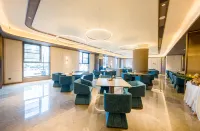 Crystal Hotel Xingyi South Station Wanfenglin Airport - 조식 운영