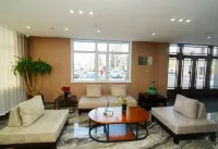 Huayi Select Hotel (Guanshan International) Hotels in Kedong