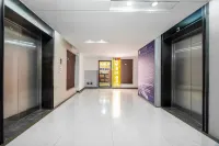 Zhengzhou Waiting Business Hotel Hotels in 