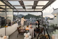 Dream·View Hotel