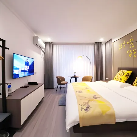 Yinghai Hot Spring Culture Hotel