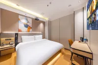 Huashang Cloud Smart Hotel