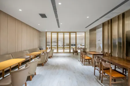 JI Hotel (Tulufan  Shanshan Xincheng East Road)