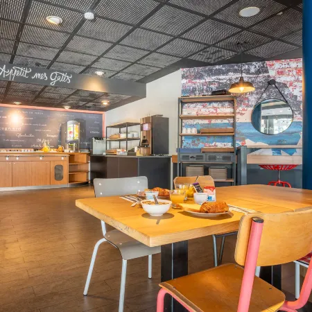 B&B Hôtel Marseille Bonneveine Отели рядом с достопримечательностью «Пляжи Прадо»