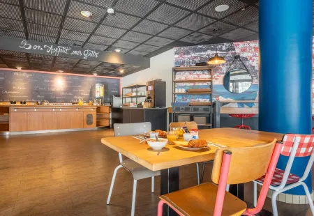 B&B Hôtel Marseille Bonneveine Отели рядом с достопримечательностью «Парк Борели»