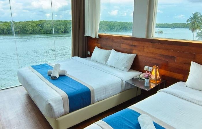Riverbank Hotel by MRVJ BUSINESS