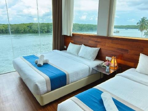 Riverbank Hotel by MRVJ BUSINESS