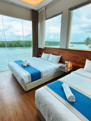 Riverbank Hotel by MRVJ BUSINESS Hotels near Taman Esplanade