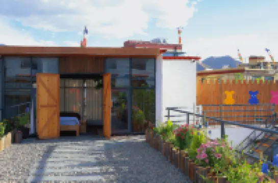 Floral Hotel·Tangxin Inn (Lhasa Jokhang Temple)