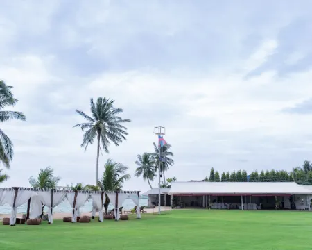 Langkah Syabas Beach Resort Hotels in Papar