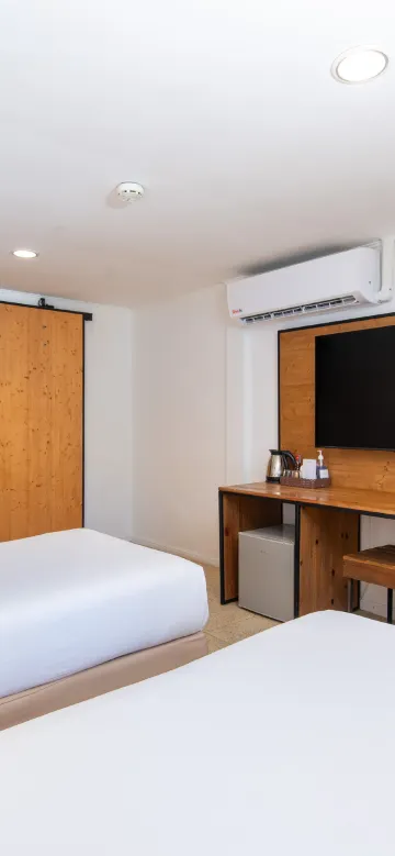 ห้องซูพีเรียร์ ทวิน บังกะโล พร้อมวิวสระว่ายน้ำ