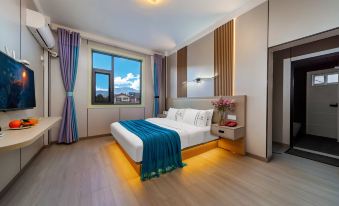 Naxi View Hotel (Lijiang Old Town)