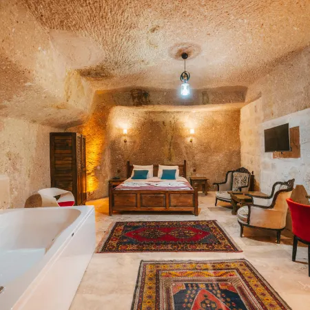 Cappatria Cave House