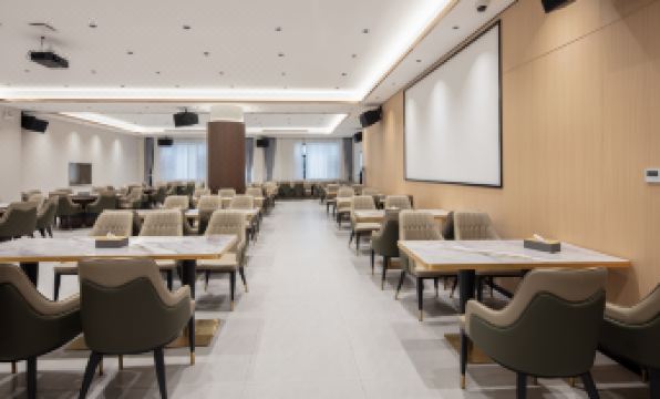 Jinlun Hotel (Shanghai Hongqiao Railway Station)