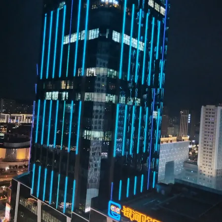 September Movie Viewing E-sports Homestay (Haihu Wanda Plaza)