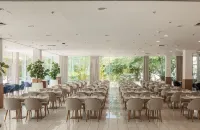 藍陽埃拉弗薩酒店 - 早餐